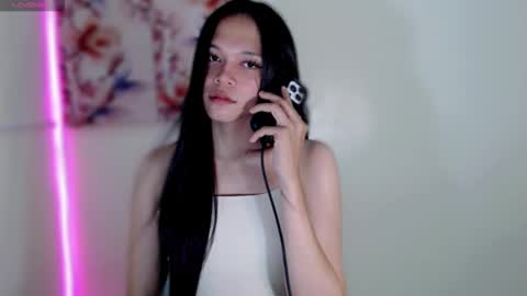 Snapshot of luscious_maxie chatting on 11.09.25 Maxie online show from 11.09.25