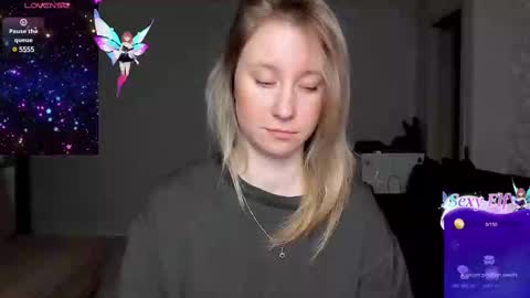 Snapshot of lusyagreenberg chatting on 02.09.25 LusyaGreenberg online show from 02.09.25