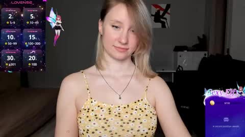 Snapshot of lusyagreenberg chatting on 02.10.25 LusyaGreenberg online show from 02.10.25