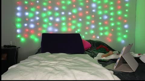 Shauna online show from 12.21.24