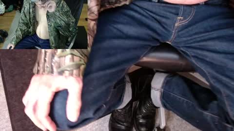 Snapshot of luvshonitoff chatting on 01.30.25 Jim Bo online show from 01.30.25