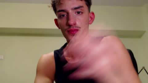 Snapshot of luxangel_xxx chatting on 11.10.25 luxangel_xxx online show from 11.10.25