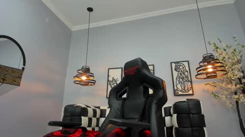 Snapshot of lyarobbie chatting on 09.18.25 Lya Robbie online show from 09.18.25