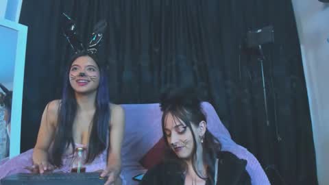 Snapshot of lylaheather chatting on 10.27.25 Sara online show from 10.27.25