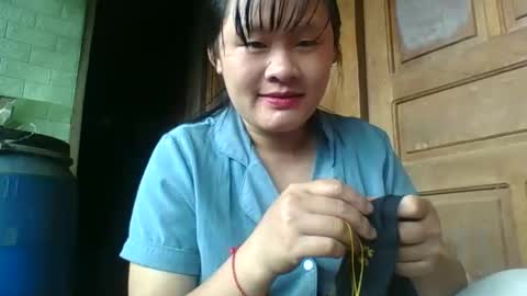 Snapshot of lylymai chatting on 10.17.25 lylymai online show from 10.17.25