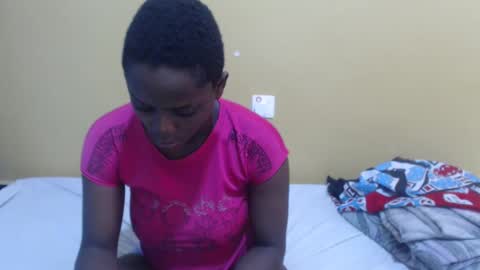 lyn_anna online show from 02.25.25