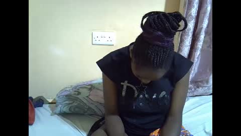 lyn_anna online show from 09.13.25