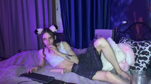 Snapshot of m1shq chatting on 01.11.25 m1shq online show from 01.11.25