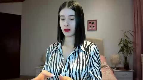 Snapshot of macarena_vallejo_ chatting on 09.25.25 Macarena online show from 09.25.25