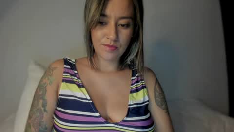 Snapshot of macarenax chatting on 12.03.24 Maca online show from 12.03.24