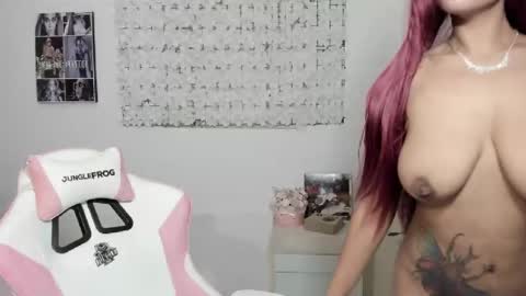 Snapshot of macdelice chatting on 12.26.24 Mac Delice online show from 12.26.24