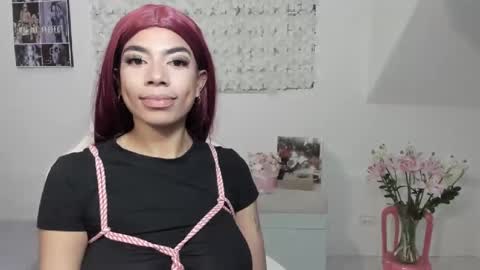 Snapshot of macdelice chatting on 02.08.25 Mac Delice online show from 02.08.25