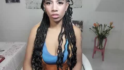 Snapshot of macdelice chatting on 02.26.25 Mac Delice online show from 02.26.25