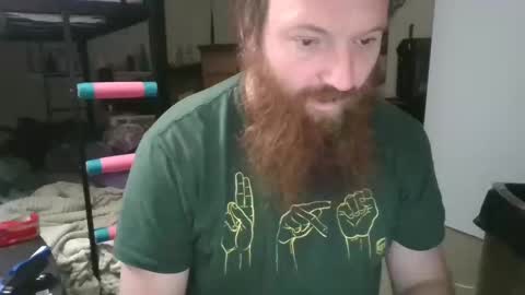 Snapshot of mackhere4u chatting on 10.10.25 mackhere4u online show from 10.10.25