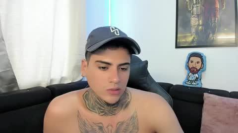Snapshot of mad_maxxx1 chatting on 03.01.25 max online show from 03.01.25