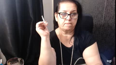 Snapshot of madam_sanjanne chatting on 09.30.25 Madam Sanjanne online show from 09.30.25