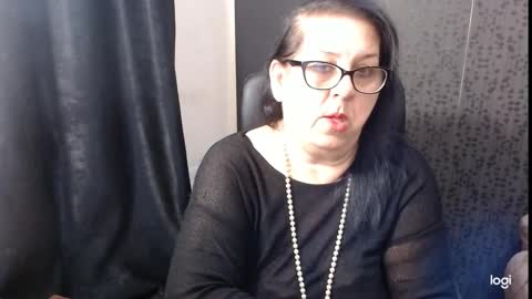 Snapshot of madam_sanjanne chatting on 10.05.25 Madam Sanjanne online show from 10.05.25