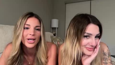 Snapshot of maddiemeadows chatting on 11.04.25 maddie online show from 11.04.25