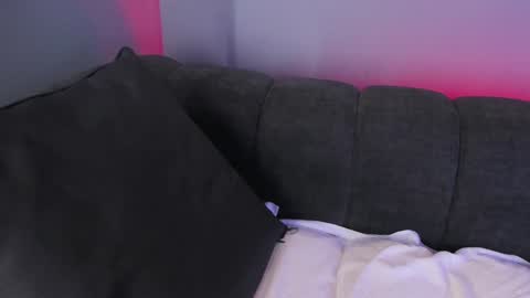 Snapshot of maddy_walker chatting on 02.06.25 Maddy online show from 02.06.25