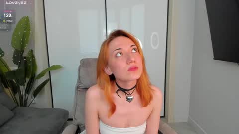 Snapshot of maddygarcia chatting on 01.07.25 maddygarcia online show from 01.07.25