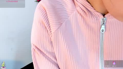 Snapshot of madelin_clerk chatting on 12.24.24 Madelin Clerk online show from 12.24.24