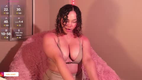 Madeline  online show from 01.17.25