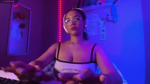 Madeline  online show from 02.12.25