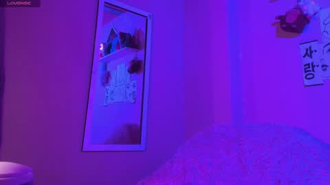 Madeline  online show from 02.25.25