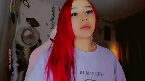Snapshot of madison_x17 chatting on 01.07.25 madso x17 online show from 01.07.25