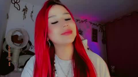 Snapshot of madison_x17 chatting on 01.13.25 madso x17 online show from 01.13.25
