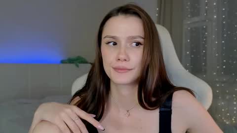 Snapshot of madissson chatting on 10.15.25 Madi Soon online show from 10.15.25