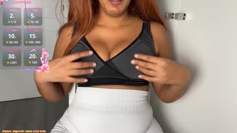 Snapshot of madsnextdoor chatting on 10.14.25 Maddie online show from 10.14.25