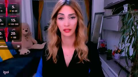 Madye Roberts online show from 03.10.25