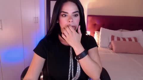 Snapshot of mafer_meow chatting on 02.17.25 Mafer Flor online show from 02.17.25