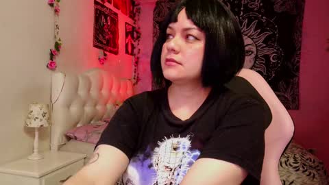 Snapshot of magic_clairewitch chatting on 02.16.25 Claire online show from 02.16.25