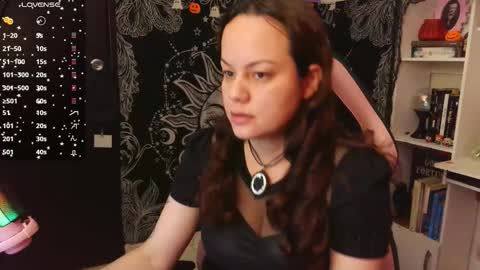 Snapshot of magic_clairewitch chatting on 10.14.25 Claire online show from 10.14.25