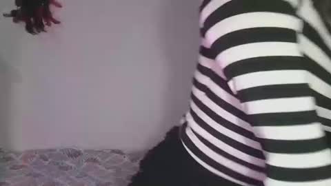 Snapshot of magic_door_open chatting on 01.06.25 magic door open online show from 01.06.25