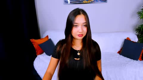 Snapshot of magic_phoenix chatting on 12.20.24 magic_phoenix online show from 12.20.24