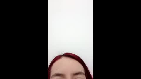 Snapshot of maiarosse_ chatting on 02.23.25 MaiaRosse  online show from 02.23.25