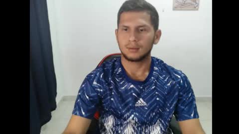 Snapshot of maik_135 chatting on 09.18.25 maicol online show from 09.18.25