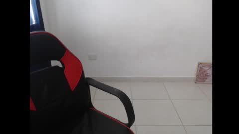Snapshot of maik_135 chatting on 09.26.25 maicol online show from 09.26.25