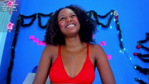 Snapshot of mailyn_er chatting on 12.26.24 Mailyn online show from 12.26.24