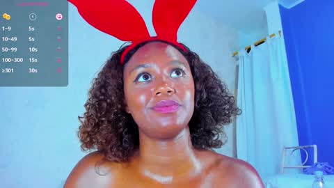 Snapshot of mailyn_er chatting on 02.06.25 Mailyn online show from 02.06.25