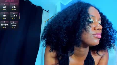 Snapshot of mailyn_er chatting on 09.25.25 Mailyn online show from 09.25.25