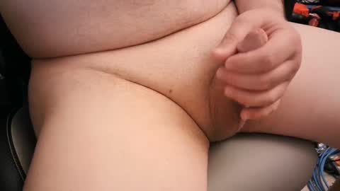 Snapshot of mainttech chatting on 02.05.25 Gilly online show from 02.05.25