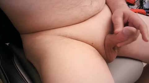 Snapshot of mainttech chatting on 02.28.25 Gilly online show from 02.28.25