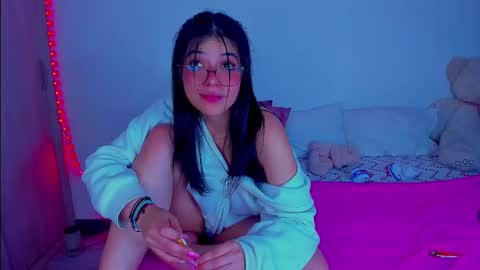 Snapshot of majo_gallego chatting on 03.11.25 majito online show from 03.11.25
