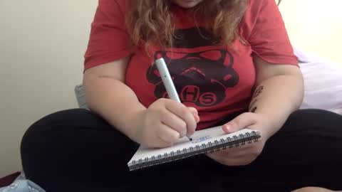 Snapshot of makemesquirt06 chatting on 09.15.25 makemesquirt06 online show from 09.15.25