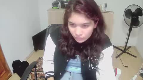 Snapshot of mallorymyersx chatting on 10.12.25 mallorymyersx online show from 10.12.25