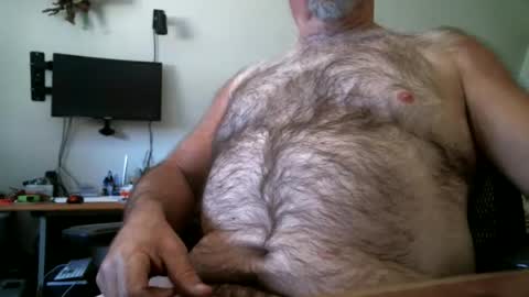 Snapshot of manleg439 chatting on 03.04.25 manleg439 online show from 03.04.25